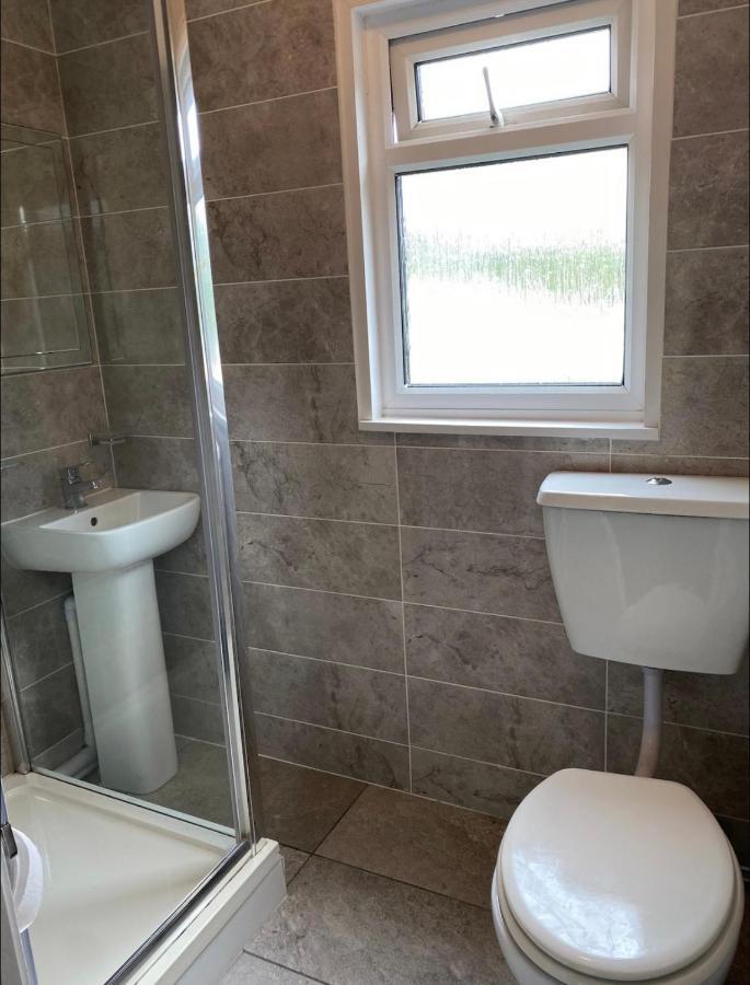 18 River View Chalet-Glan Gwna Holiday Park カーナーヴォン エクステリア 写真